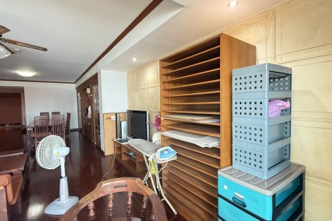 Condo à Yan Nawa, Bangkok, Thaïlande, 2 chambres  № 164325 - photo 16