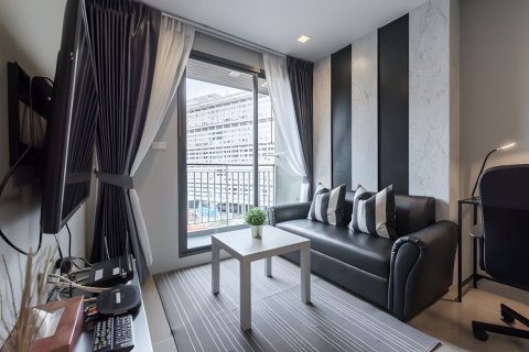 Studio in the Condo in Khlong Toei, Bangkok, Thailand  № 159485 - photo 6