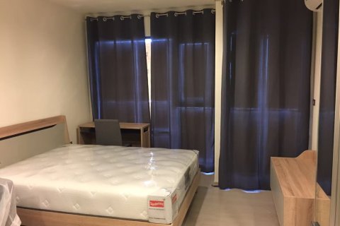 Studio dans le Condo à Khlong Toei, Bangkok, Thaïlande № 159483