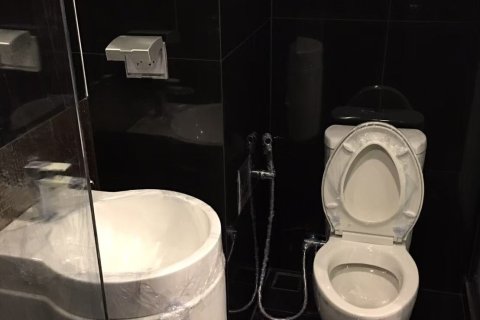 Studio in the Condo in Khlong Toei, Bangkok, Thailand  № 159483 - photo 5