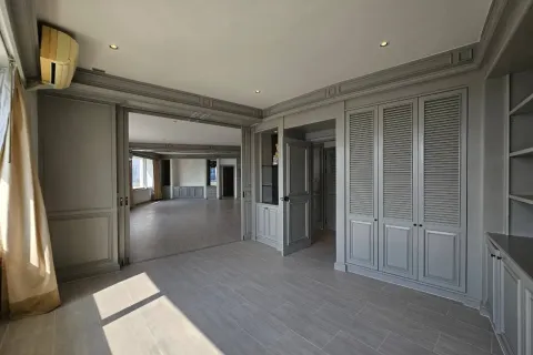 Condo in Khlong San, Bangkok, Thailand, 3 bedrooms  № 150148