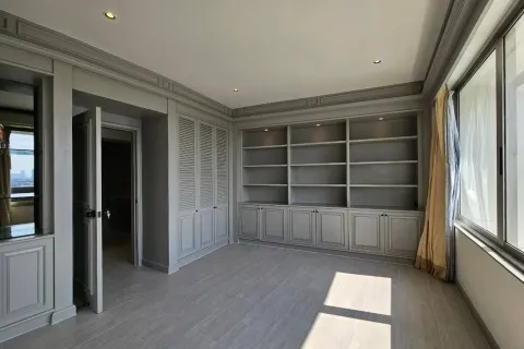 Condo in Khlong San, Bangkok, Thailand, 3 bedrooms  № 150148 - photo 2