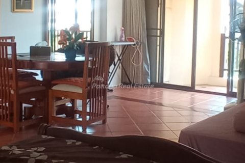 Condo in Bang Lamung, Thailand, 1 bedroom  № 152588 - photo 2