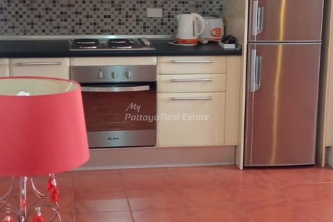 Condo in Bang Lamung, Thailand, 1 bedroom  № 152588 - photo 4