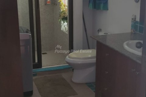 Condo in Bang Lamung, Thailand, 1 bedroom  № 152588 - photo 14