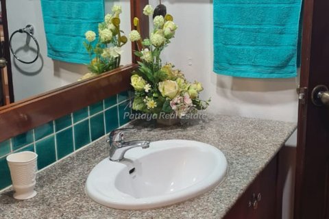 Condo in Bang Lamung, Thailand, 1 bedroom  № 152588 - photo 12