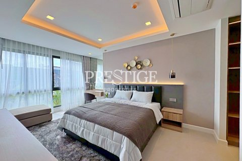 Condo à Pattaya, Thaïlande, 3 chambres № 197599 - photo 12