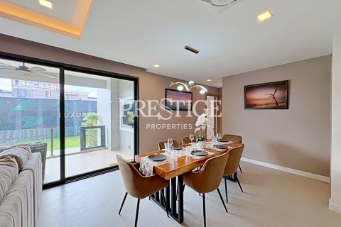 Condo à Pattaya, Thaïlande, 3 chambres № 197599 - photo 7
