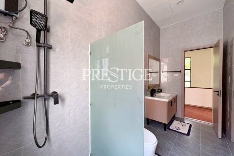 House in Pattaya, Thailand 4 bedrooms № 197605 - photo 20