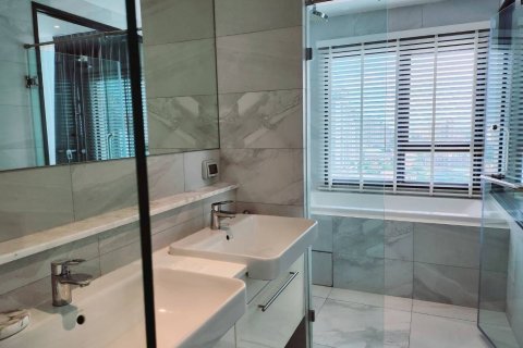 Condo in Watthana, Bangkok, Thailand, 2 bedrooms  № 161271 - photo 13