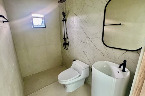 Villa in Phuket, Thailand 3 bedrooms № 161272 - photo 9