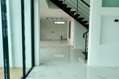 Villa in Phuket, Thailand 3 bedrooms № 161272 - photo 5