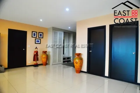 Condominio de 2 dormitorios en Pattaya, Tailandia № 212706 - foto 14