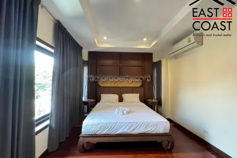 Casa de 5 dormitorios en Pattaya, Tailandia № 212704 - foto 27