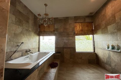 Villa à Ao Nang, Thaïlande 5 chambres № 194377 - photo 4