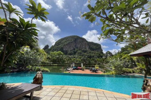 Villa à Ao Nang, Thaïlande 5 chambres № 194377