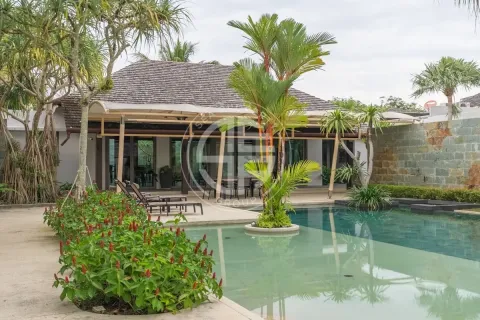 Villa sur Layan Beach, Thaïlande 4 chambres № 190676