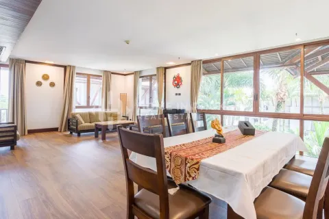 Condo à Phuket, Thaïlande, 2 chambres  № 167010