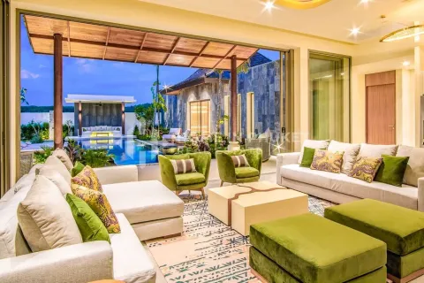 House in Phuket, Thailand 4 bedrooms № 167014 - photo 3