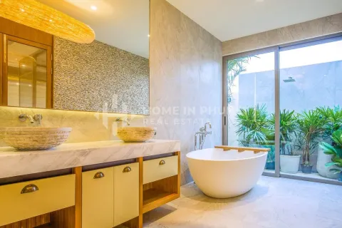 House in Phuket, Thailand 4 bedrooms № 167014 - photo 8