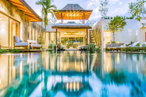 House in Phuket, Thailand 4 bedrooms № 167014 - photo 13