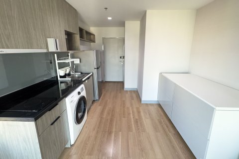 Condo in Chatuchak, Bangkok, Thailand, 2 bedrooms  № 157912 - photo 7