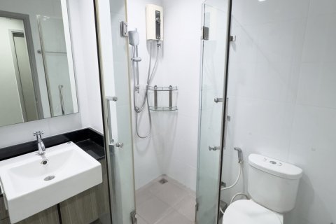 Condo in Chatuchak, Bangkok, Thailand, 2 bedrooms  № 157912 - photo 13