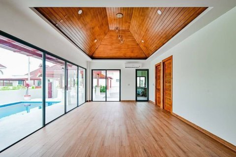 Вилла в Хуа Хине, Таиланд с 3 спальнями  № 157911 - фото 2