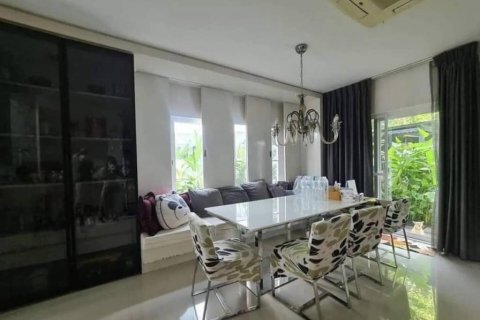 House in Ko Kaeo, Thailand 4 bedrooms № 114734 - photo 5