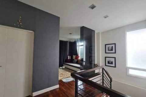 House in Ko Kaeo, Thailand 4 bedrooms № 114734 - photo 8