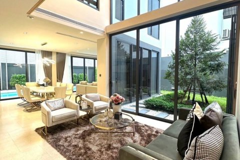 House in Suan Luang, Bangkok, Thailand 4 bedrooms № 114738 - photo 2