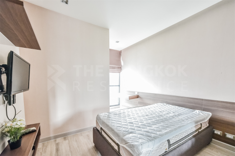 Condo in Bangkok, Thailand, 2 bedrooms № 201898 - photo 3