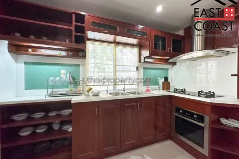 Casa de 3 dormitorios en Pattaya, Tailandia № 213023 - foto 12