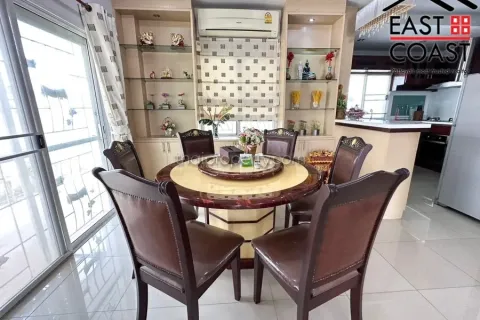 Casa de 3 dormitorios en Pattaya, Tailandia № 213023 - foto 7