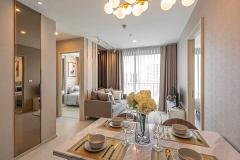 Condo in Bangkok, Thailand, 2 bedrooms  № 176479