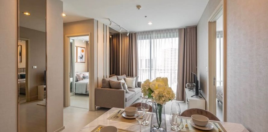 Condo in Bangkok, Thailand, 2 bedrooms  № 176479