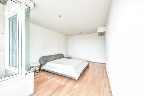 Condo à Bangkok, Thaïlande, 3 chambres № 190046 - photo 4