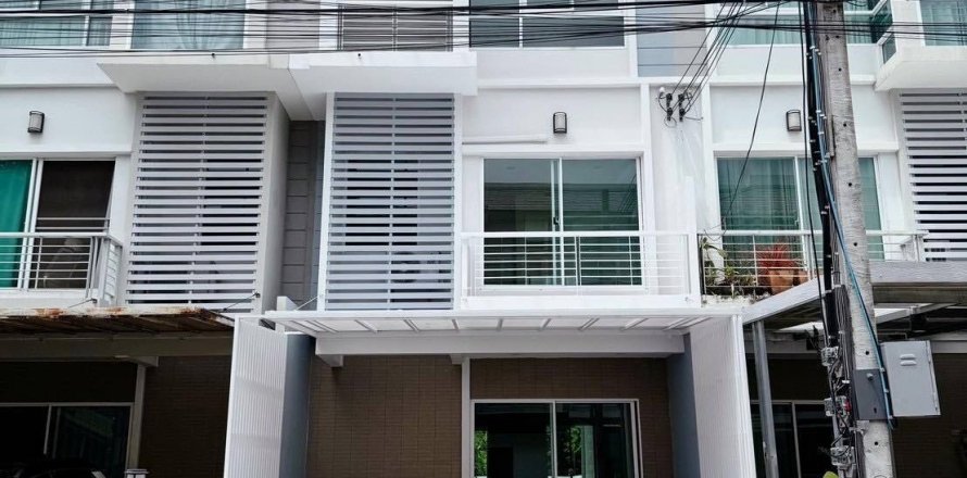 Townhouse in Prawet, Bangkok, Thailand 3 bedrooms № 140731