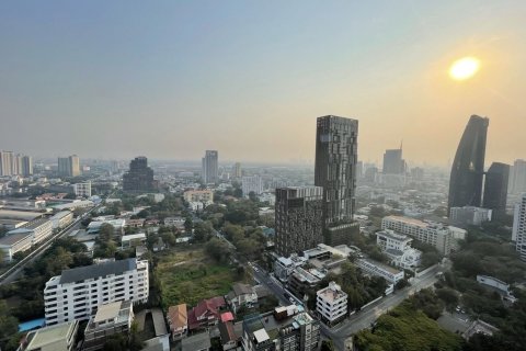 Condo in Khlong Toei, Bangkok, Thailand, 2 bedrooms № 140732 - photo 8