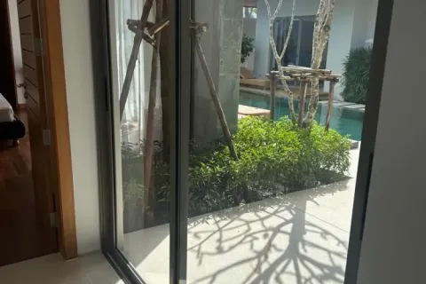 House in Bang Tao, Thailand 3 bedrooms № 171356 - photo 8