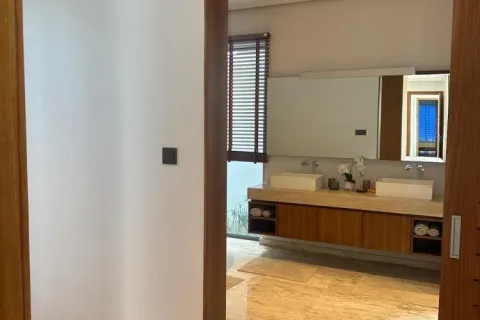 House in Bang Tao, Thailand 3 bedrooms № 171356 - photo 25