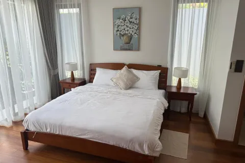 House in Bang Tao, Thailand 3 bedrooms № 171356 - photo 16