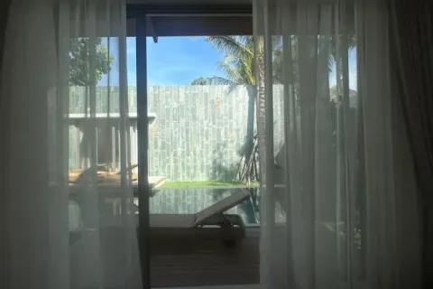 House in Bang Tao, Thailand 3 bedrooms № 171356 - photo 30