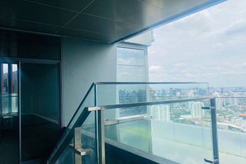 Condo in Watthana, Bangkok, Thailand, 4 bedrooms  № 133954 - photo 13