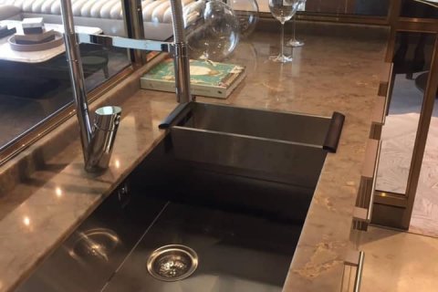 Condo in Khlong San, Bangkok, Thailand, 2 bedrooms № 133949 - photo 6