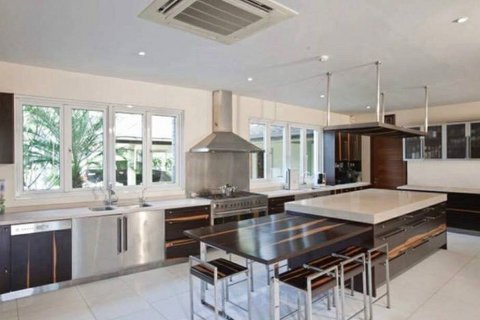 Villa in Phuket, Thailand 5 bedrooms № 133948 - photo 10