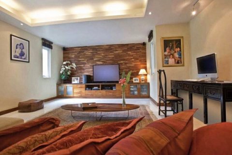 Villa in Phuket, Thailand 5 bedrooms № 133948 - photo 7