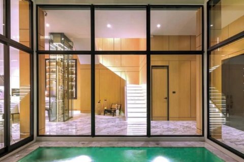 Кондоминиум с 4 спальнями в Ваттхане, Бангкок, Таиланд № 133950 - фото 2