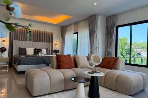 Villa in Phuket, Thailand 5 bedrooms № 170728 - photo 10