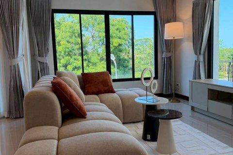 Villa in Phuket, Thailand 5 bedrooms № 170728 - photo 5